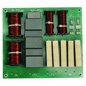 A Plus NW SP-700 4 8 Ohms Crossover Networks